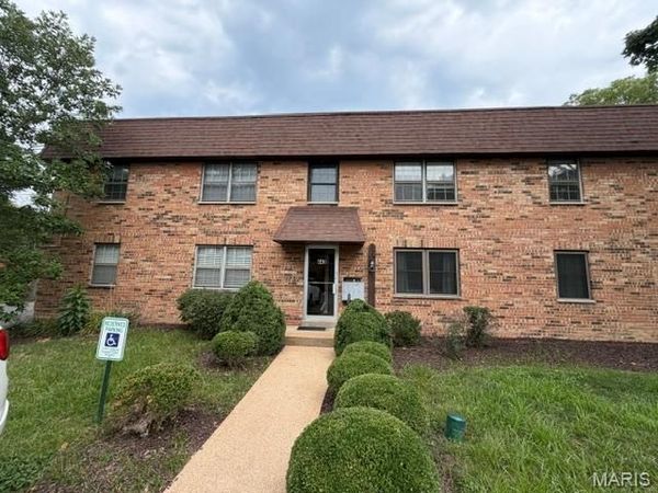 443 S Clay Avenue , Unit C, Kirkwood, MO 63122