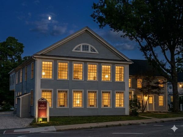 1 Main Street, Nashua, NH 03064