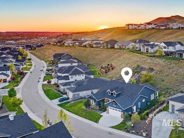 6004 E Hootowl Dr, Boise, ID 83716