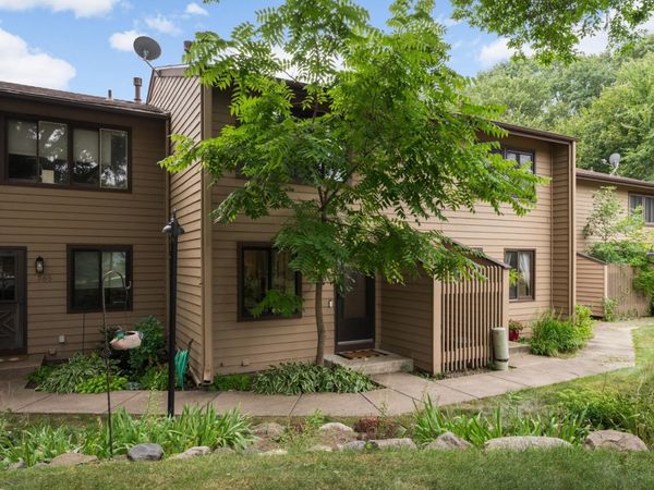 365 W Eagle Lake Drive, Maple Grove, MN 55369