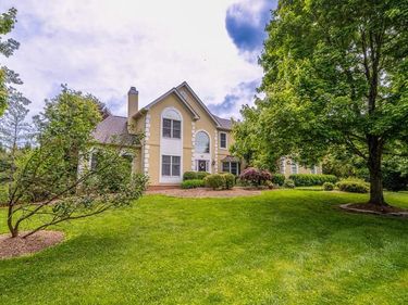 1115 AMANDA DRIVE, GREAT FALLS, VA 22066