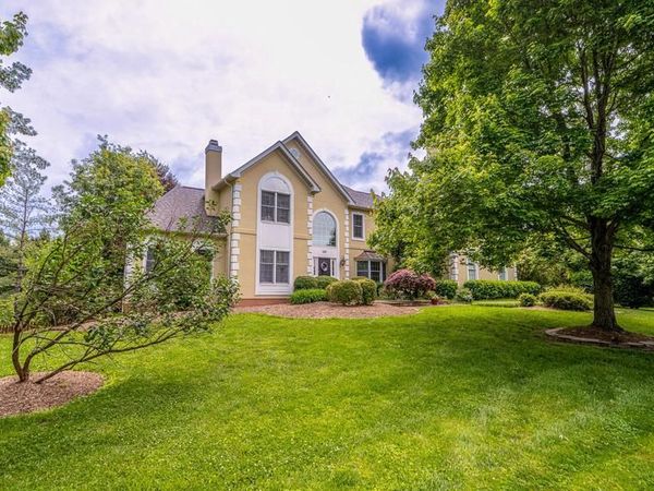 1115 AMANDA DRIVE, GREAT FALLS, VA 22066