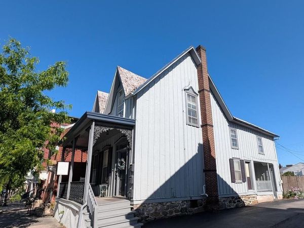 115 CHAMBERSBURG STREET, GETTYSBURG, PA 17325