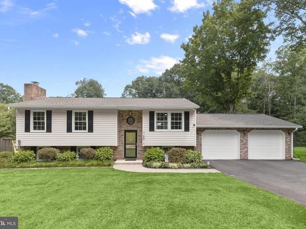 2712 OVERVIEW ROAD, HAMPSTEAD, MD 21074