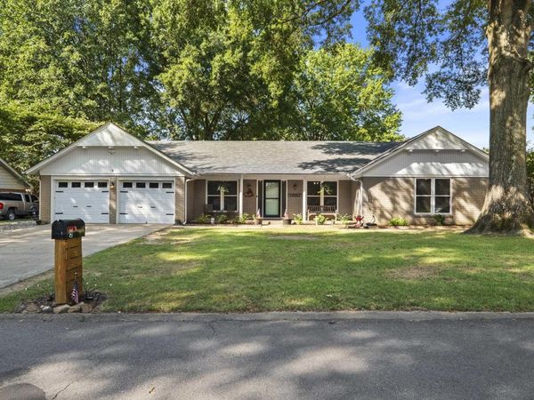 9 White Oak Drive, Conway, AR 72034