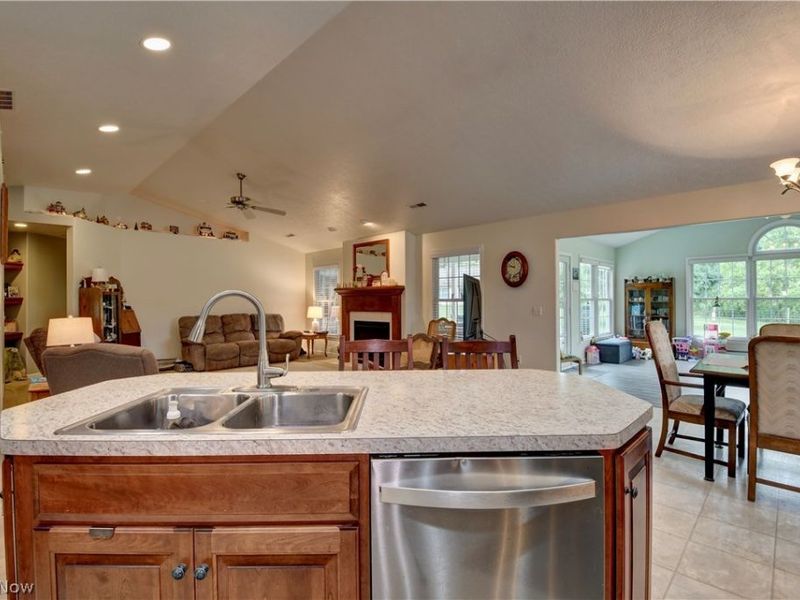 5232 Oriole Court, Millersburg, OH 44654 Photo 11