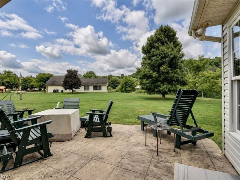 5232 Oriole Court, Millersburg, OH 44654 Photo 4