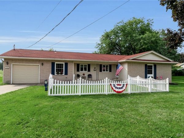 10880 Telegraph Road , Medina, NY 14103