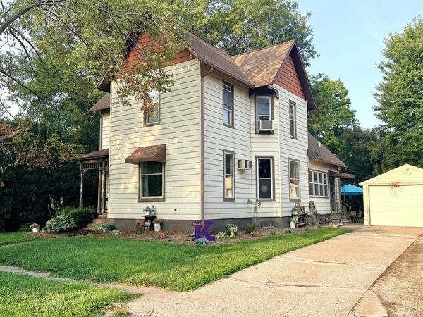 305 N Green Street, Keota, IA 52248