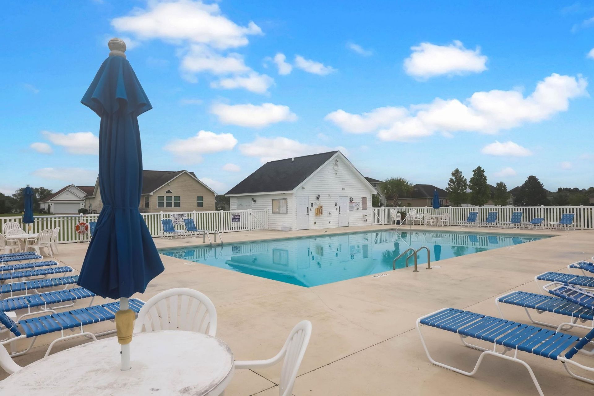 281 Camrose Way Photo 43