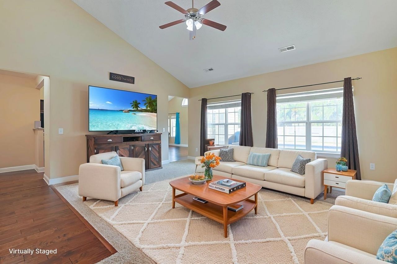 281 Camrose Way Photo 5