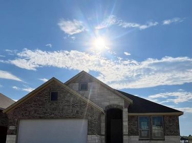 1004 Elmstead Drive, Fort Worth, TX 76108
