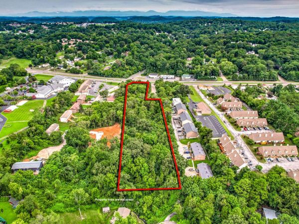 1155 Copperwood Ln , Knoxville, TN 37923