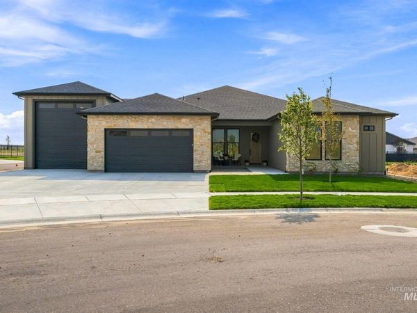 435 S Diesel Way, Boise, ID 83716