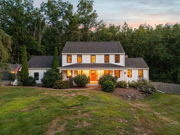 17 Moulton Avenue, Greenland, NH 03840