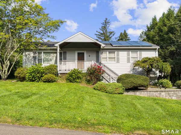 5 Oak Hill, Seymour, CT 06483