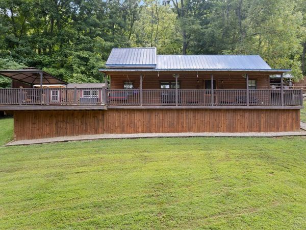 2703 Eagle Creek Dr, Ripley, OH 45167