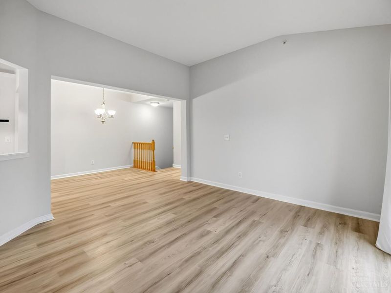 954 crossing pointe, Springfield Township, OH 45231 Photo 16