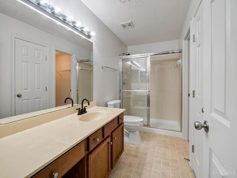954 crossing pointe, Springfield Township, OH 45231 Photo 25