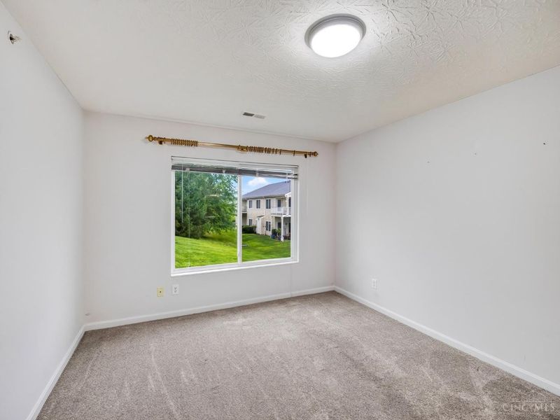 954 crossing pointe, Springfield Township, OH 45231 Photo 29