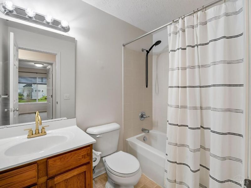 954 crossing pointe, Springfield Township, OH 45231 Photo 31