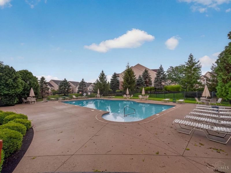 954 crossing pointe, Springfield Township, OH 45231 Photo 35