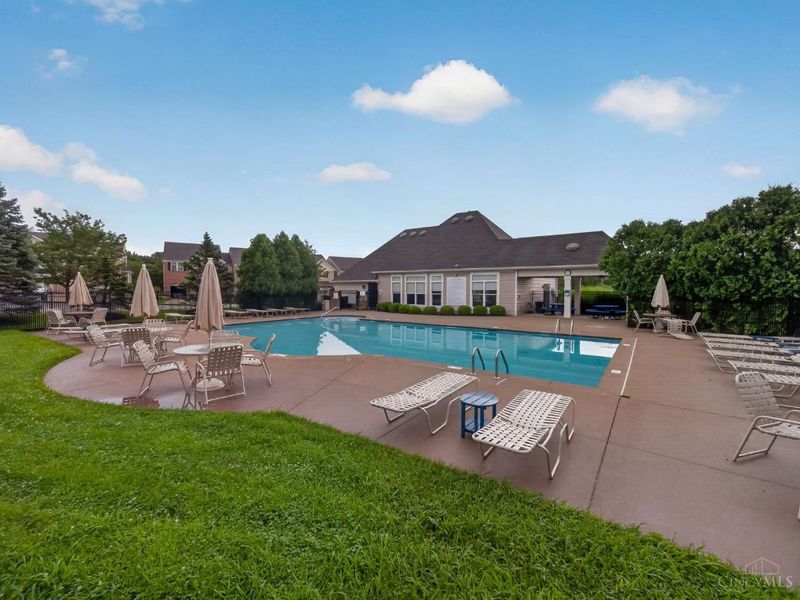 954 crossing pointe, Springfield Township, OH 45231 Photo 36