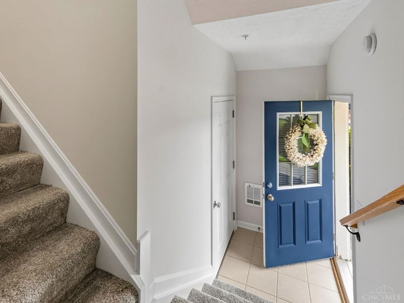 954 crossing pointe, Springfield Township, OH 45231 Photo 6
