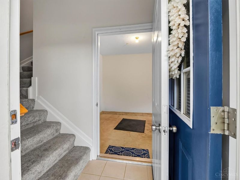 954 crossing pointe, Springfield Township, OH 45231 Photo 7