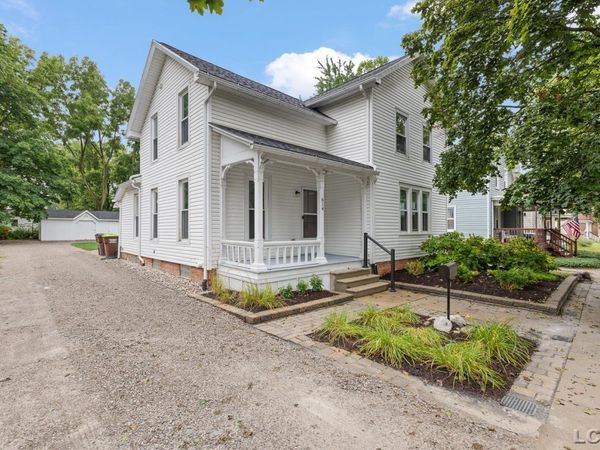 614 Toledo , Adrian, MI 49221