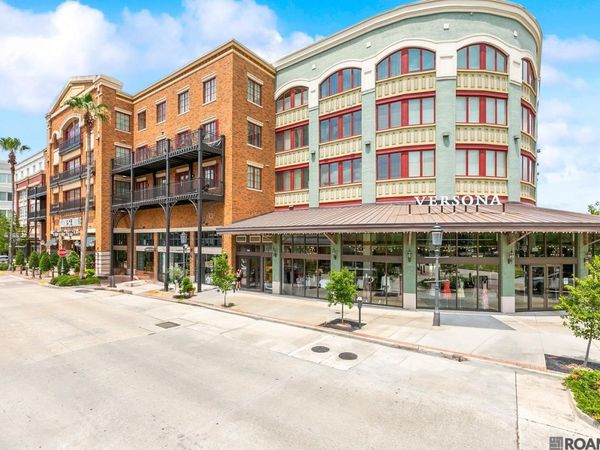 7707 Bluebonnet Blvd, Unit #208, Baton Rouge, LA 70810