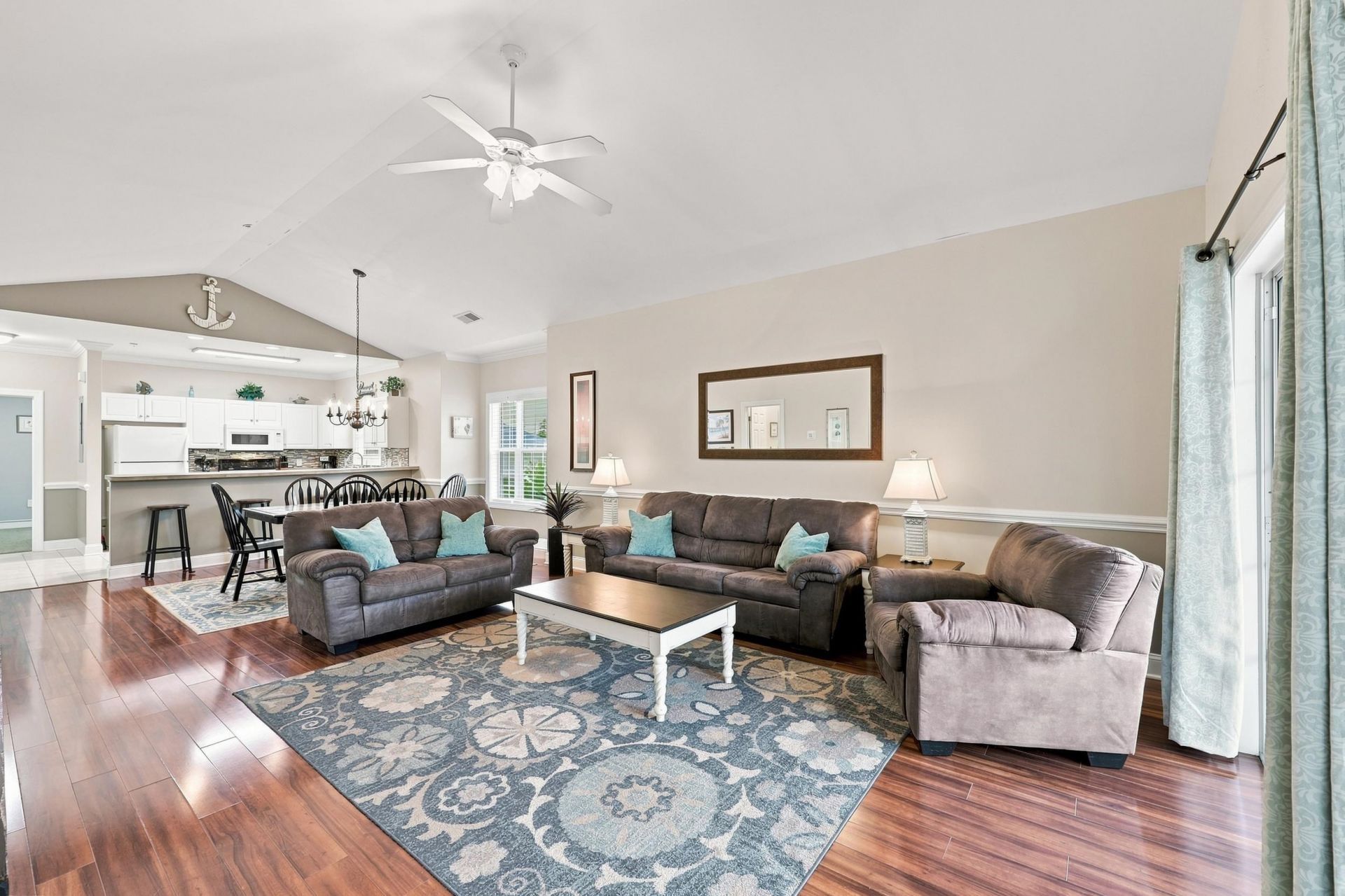 4872 Dahila Ct. Photo 18