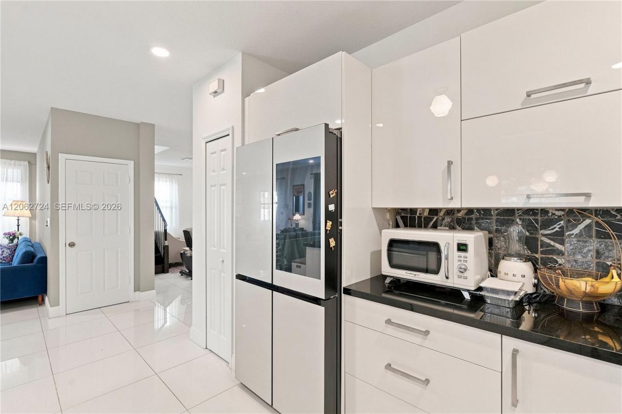 Please Call For Address, Miami, FL 33172 Photo