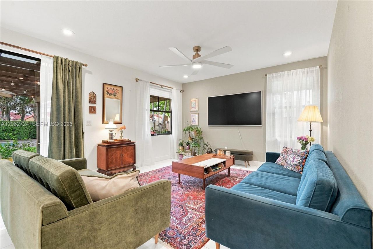 Please Call For Address, Miami, FL 33172 Photo
