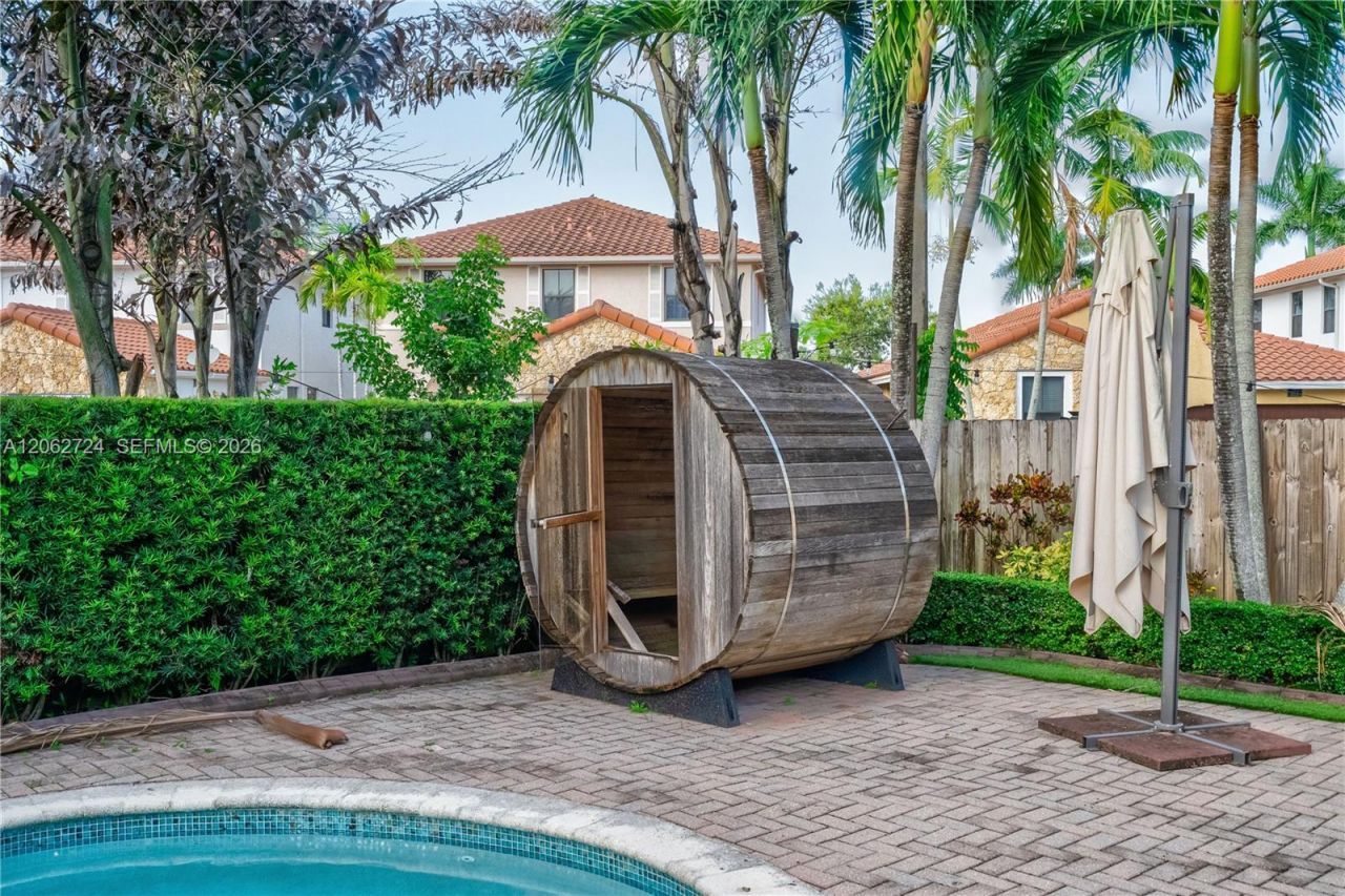 Please Call For Address, Miami, FL 33172 Photo