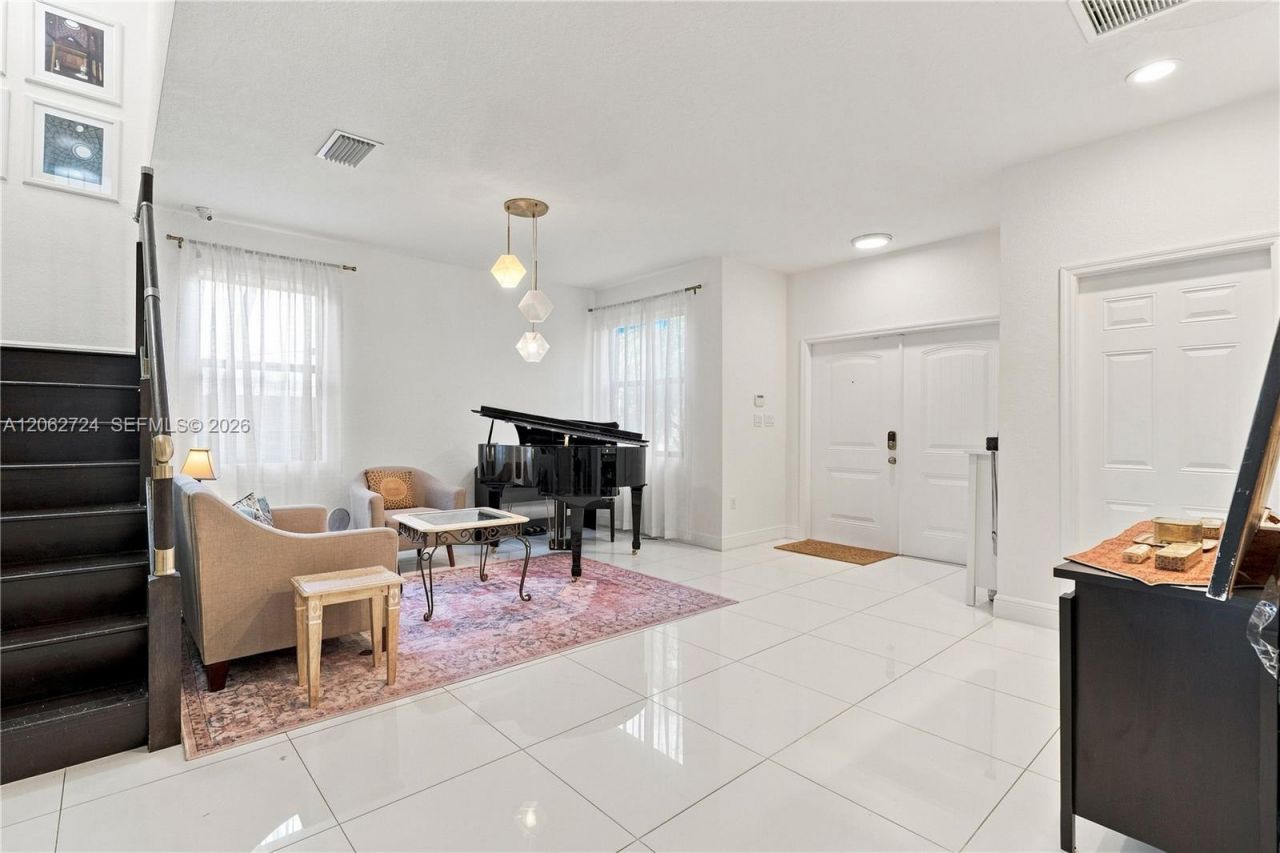 Please Call For Address, Miami, FL 33172 Photo