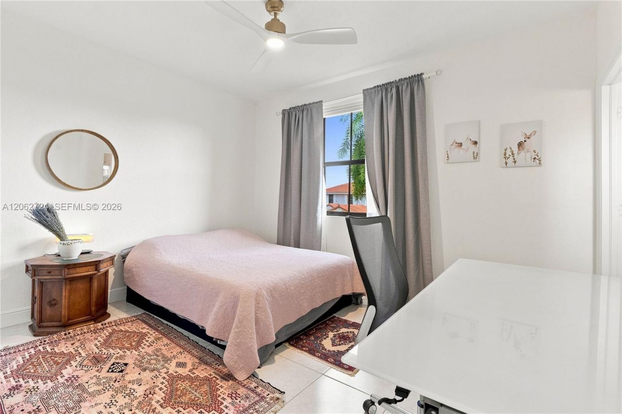 Please Call For Address, Miami, FL 33172 Photo