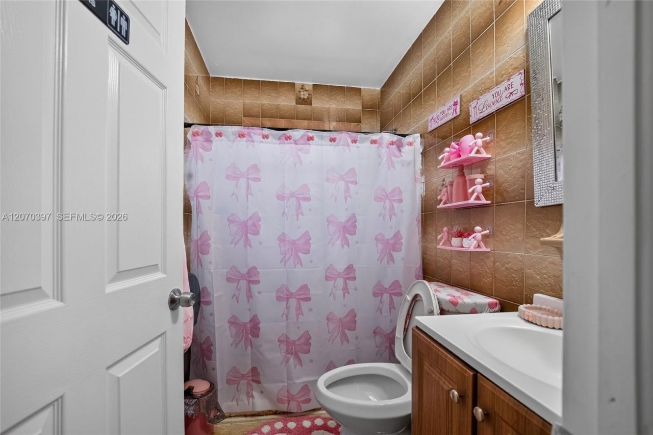 Please Call For Address, Miami, FL 33155 Photo