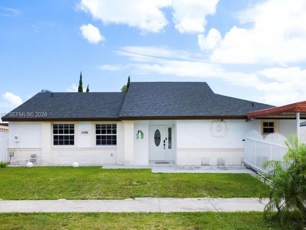 12440 SW 207th Ter , Miami, FL 33177