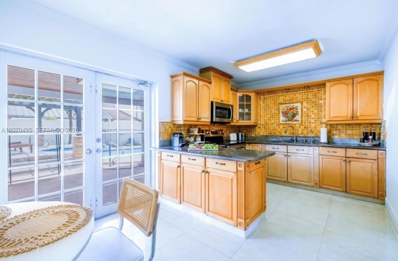 12440 SW 207th Ter , Miami, FL 33177 Photo