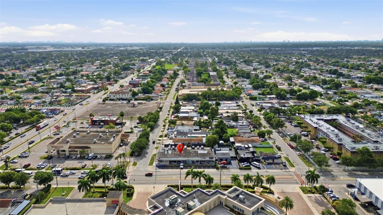 Excellent Opportunity Barbershop For Sale In The H, Hialeah, FL 33012 Photo