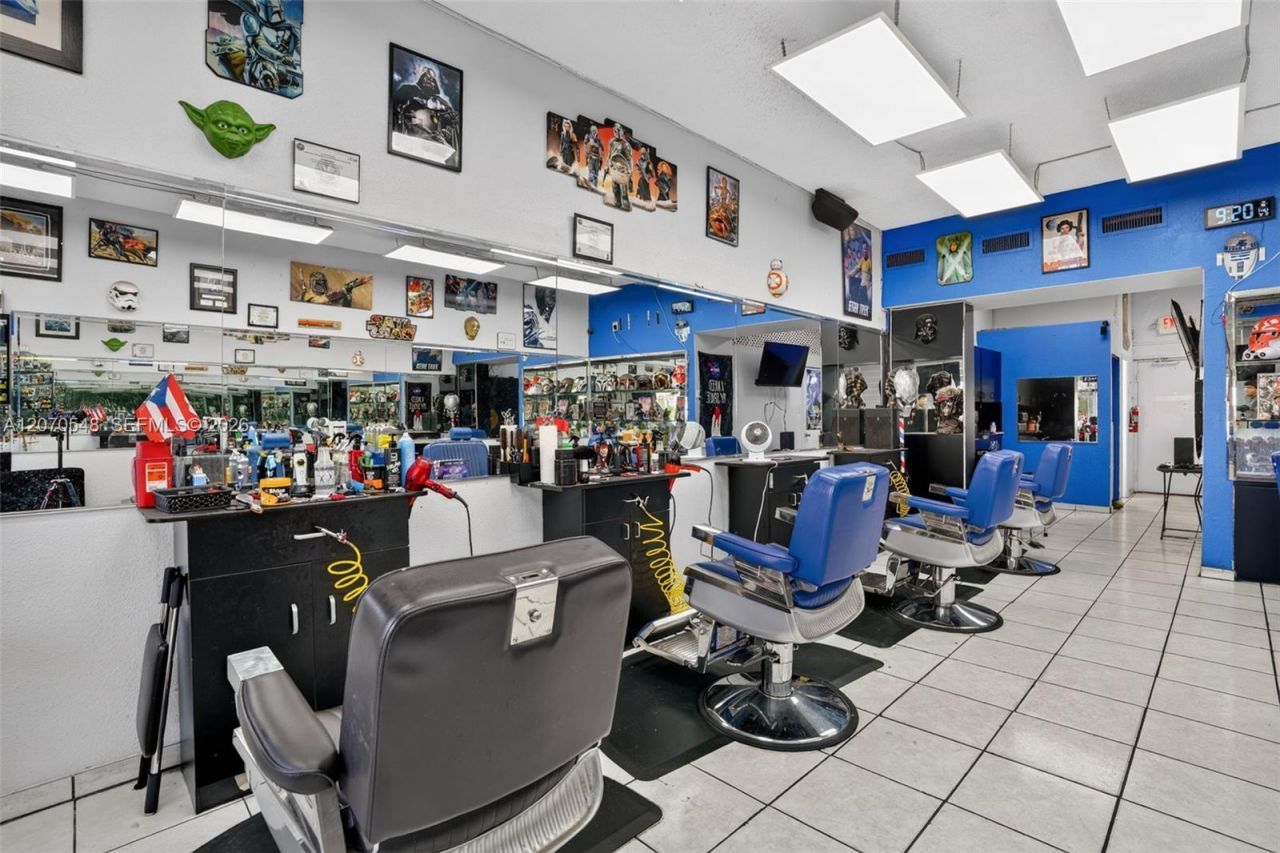 Excellent Opportunity Barbershop For Sale In The H, Hialeah, FL 33012 Photo