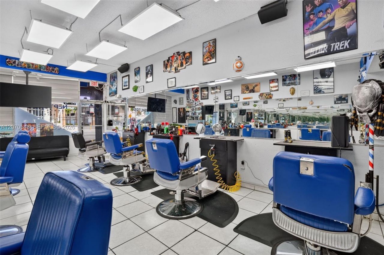 Excellent Opportunity Barbershop For Sale In The H, Hialeah, FL 33012 Photo