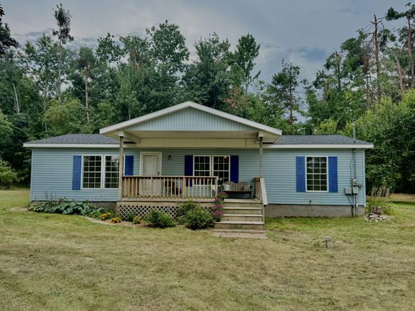 1171 5 Lakes Road, Gaylord, MI 49735