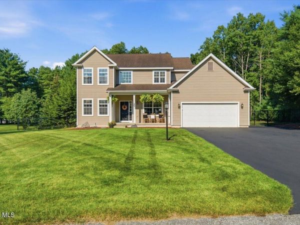 20 Westberry Way, Queensbury, NY 12804