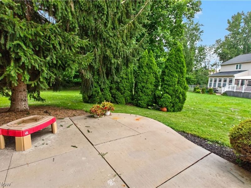 1910 Northgate Circle, Akron, OH 44320 Photo 38