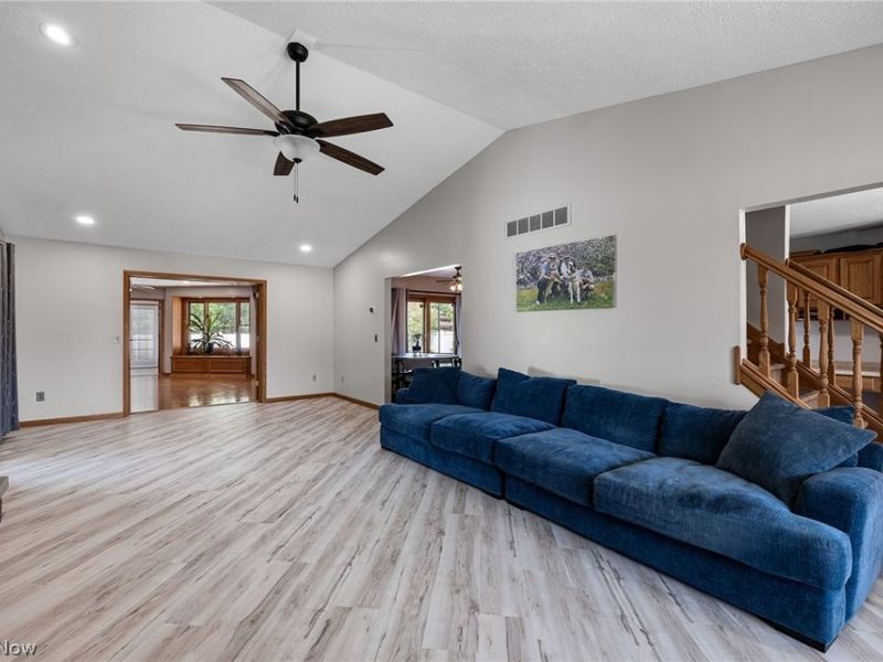 509 William , Lagrange, OH 44050 Photo 5