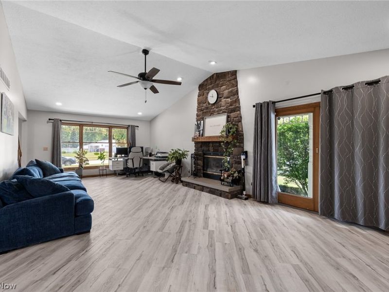 509 William , Lagrange, OH 44050 Photo 6