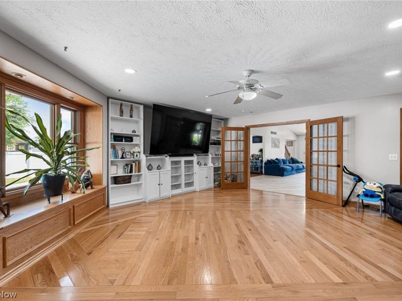 509 William , Lagrange, OH 44050 Photo 8
