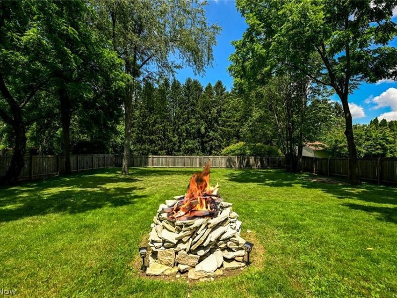 3437 Heckman Street NW, Uniontown, OH 44685 Photo 30